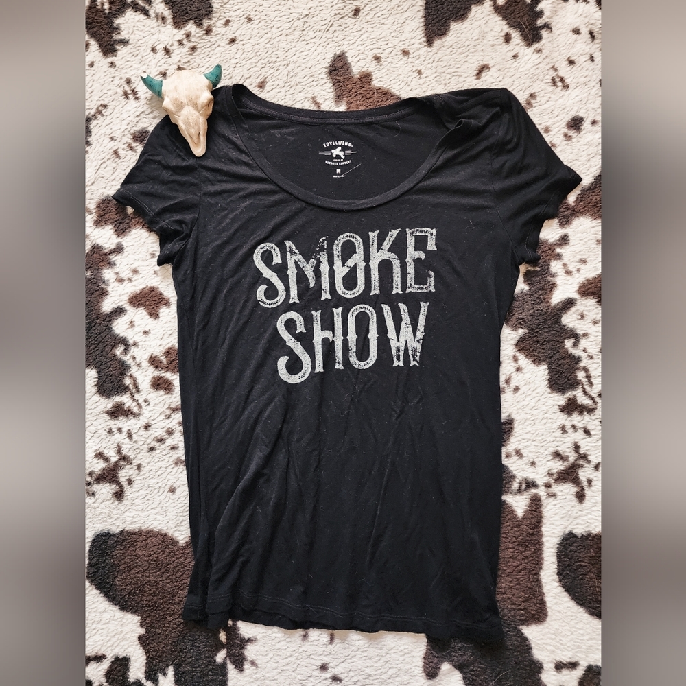 Idyllwind Black 'Smoke Show' Short Sleeve Tee